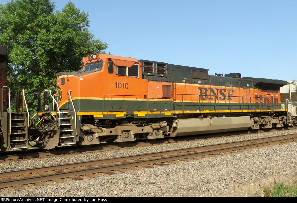 BNSF 1010